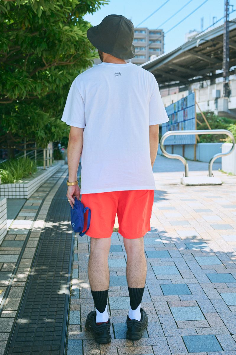 シュプリームのTシャツコーディネート | 250723-1003-08 生田嘉希 3枚目の写真