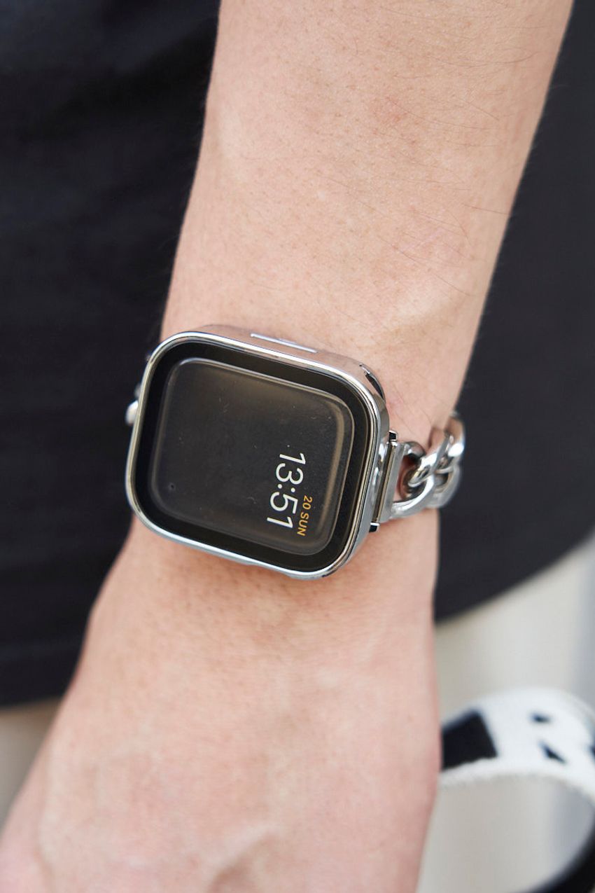 センス良く「キャラもの」を取り入れた街角の3人。キモは、“カワイイ“の温度調整にあり - 4枚目の画像