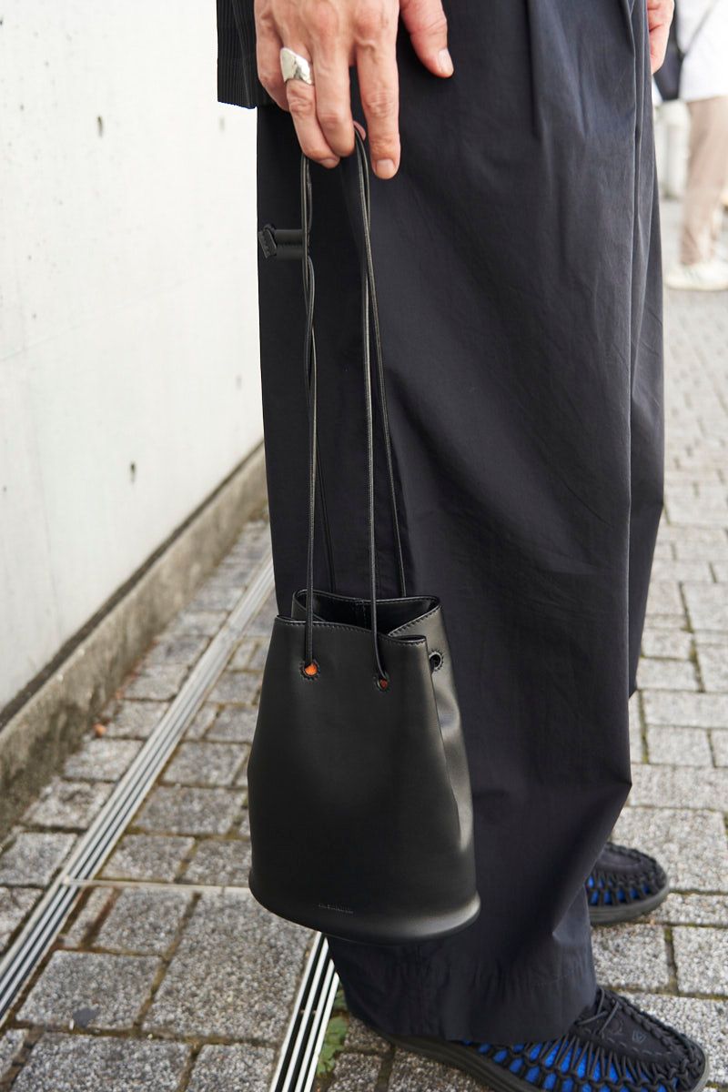 オムプリッセイッセイミヤケのシャツコーディネート | 250723-1404-06 k.k 6枚目の写真