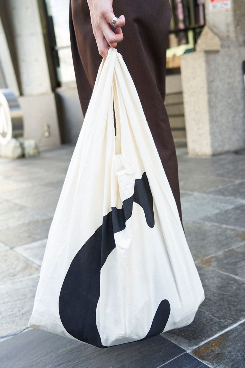 秋は「ブラウンパンツ」で渋みを演出！洒落者たちの愛用品は古着、ディッキーズ、そして… - 4枚目の画像