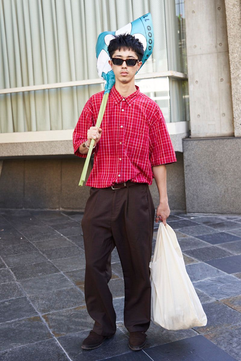 シャツ 古着 パンツ 古着 シューズ スーツセレクト 眼鏡 古着 バッグ 不明 ピアス 不明 ブレスレット 古着 リング 古着