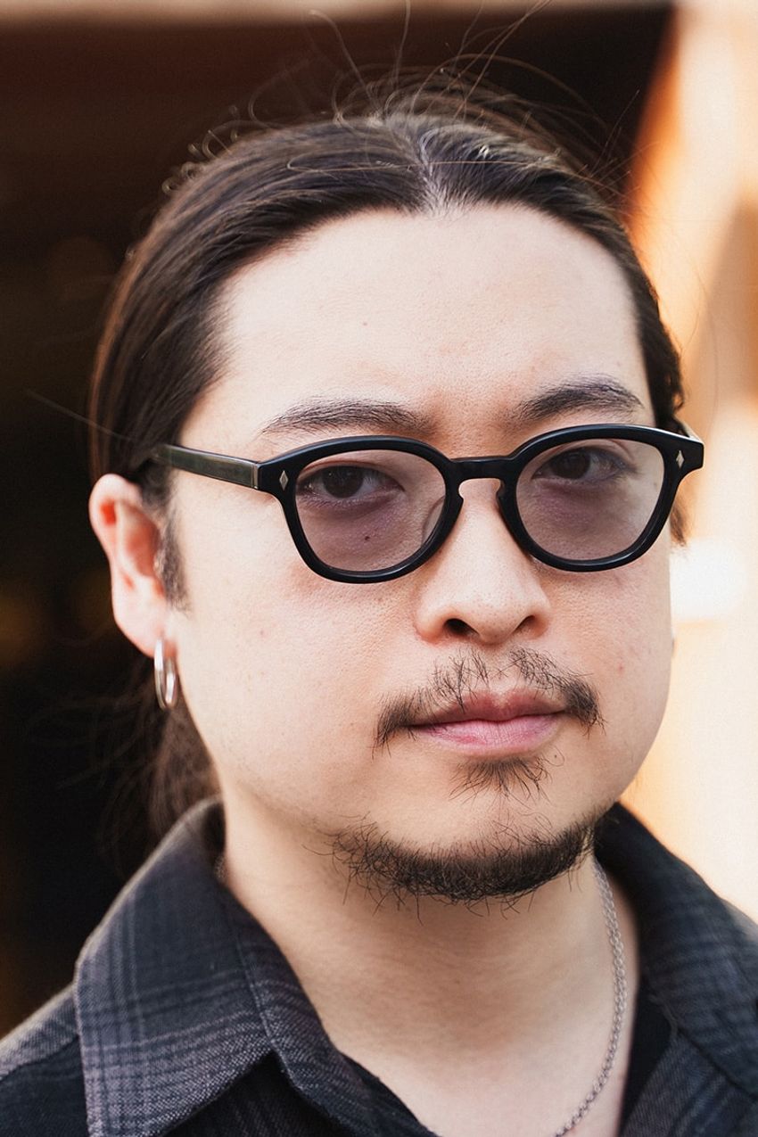 なぜ「アヤメ」は選ばれる？“いい顔”を生む人気のアイウェア。その真価を愛用者から探ってみた - 7枚目の画像