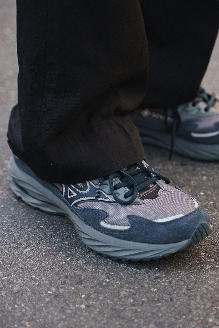 初秋は“柄＆色”で季節感を注入！ 黒チェック、レオパードetc.洒落者たちに学ぶ着こなし術 - 7枚目の画像