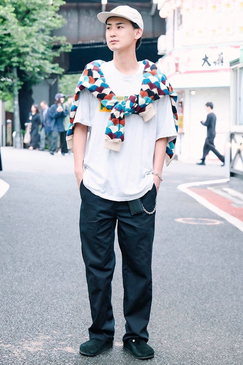 秋の定番「カーディガン」をサラッと取り入れた大人の着こなし好例。スナップを例に解説！ - 5枚目の画像