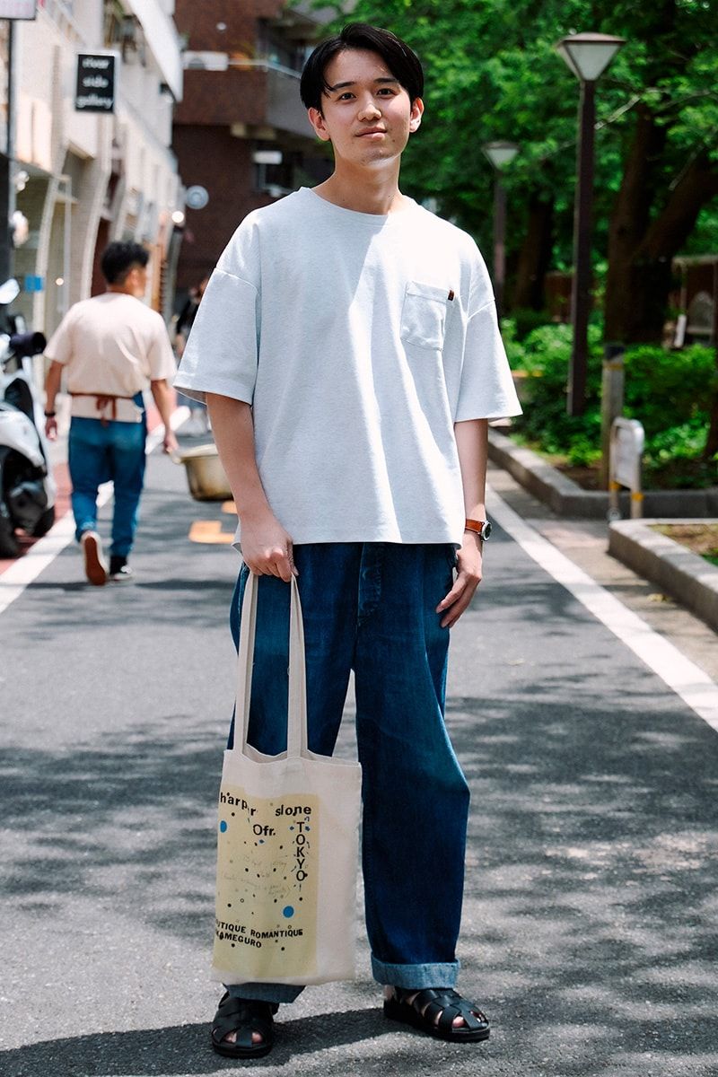 ユニバーサルオーバーオールのTシャツコーディネート | 250723-1545-44 兼松拓海 3枚目の写真