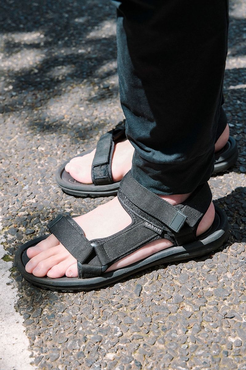 トラディショナルウェザーウェアのコートコーディネート | 250725-1320-36 田中勇志 6枚目の写真