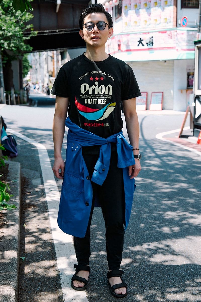 トラディショナルウェザーウェアのコートコーディネート | 250725-1320-36 田中勇志