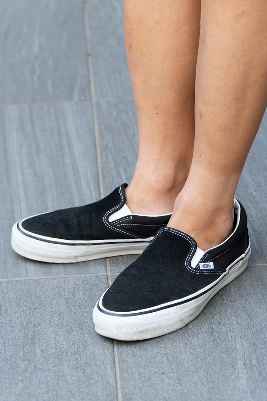 爽やかと洗練を両得する、初秋に効くモノトーン３スタイル - 6枚目の画像