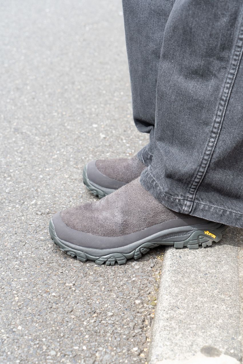 ”アクセ感覚”のバッグがコーデを新鮮に魅せる！ 自然的に、華やかに装った3人をスナップで - 4枚目の画像