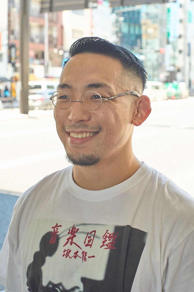 不明のTシャツコーディネート | 250729-0235-23 山口源樹 4枚目の写真