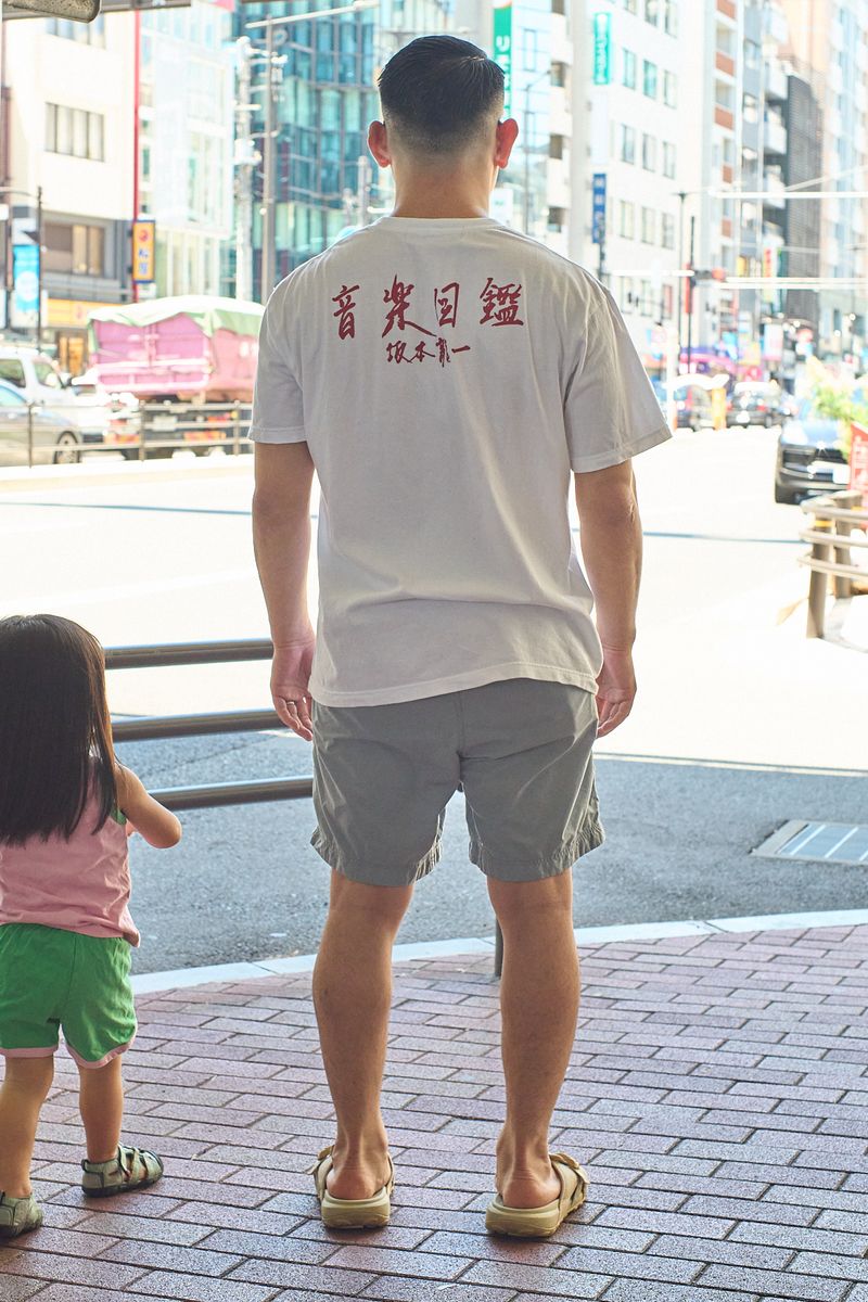 不明のTシャツコーディネート | 250729-0235-23 山口源樹 3枚目の写真