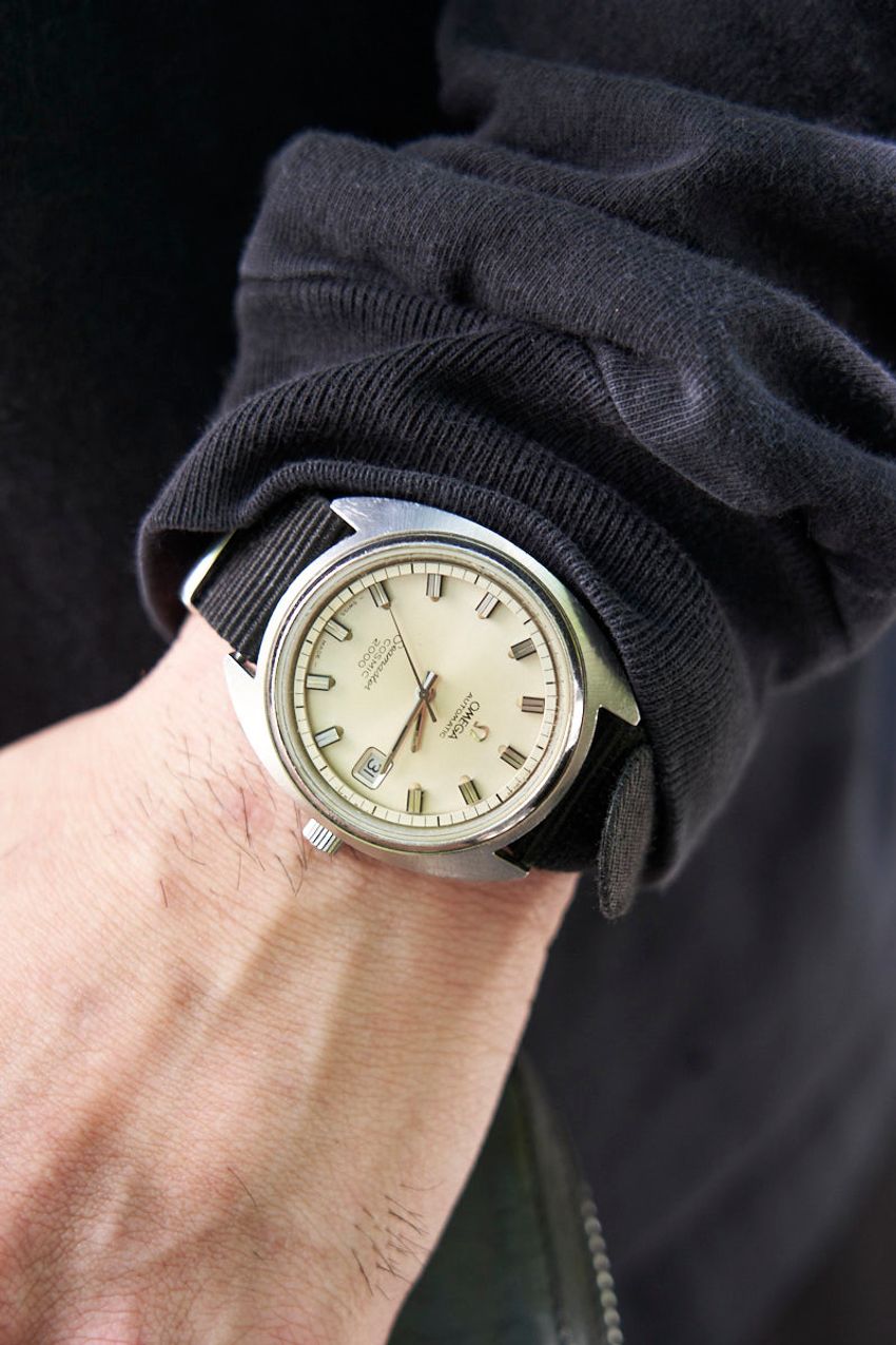 黒パンツは“古着”が小洒落てる！夏の街角でキャッチした3人のコーデ好例とともに - 8枚目の画像