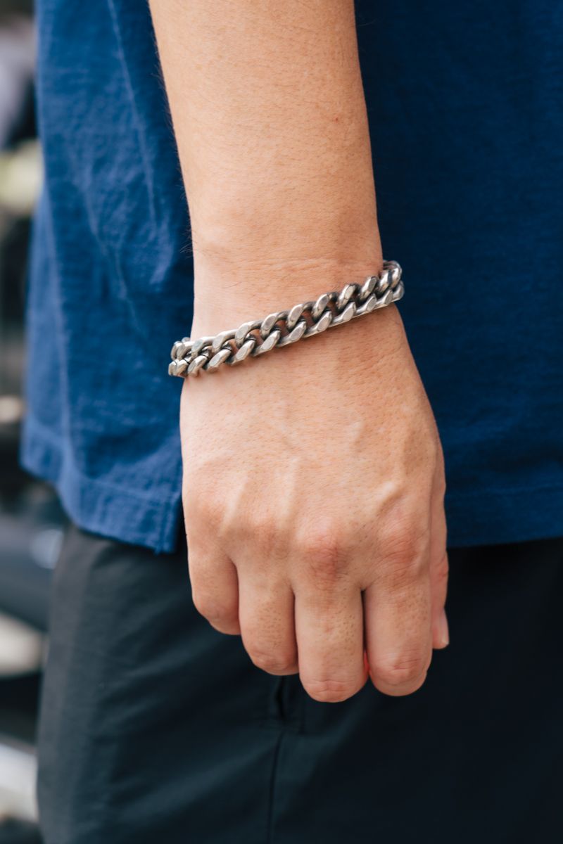 ウィズリミテッドのTシャツコーディネート | 250806-1135-04 桑山 肇 4枚目の写真