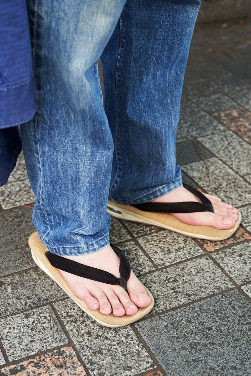 モンベルの定番サンダルから新鋭まで。格好良い大人たちのサンダルはどこのヤツ？ - 3枚目の画像