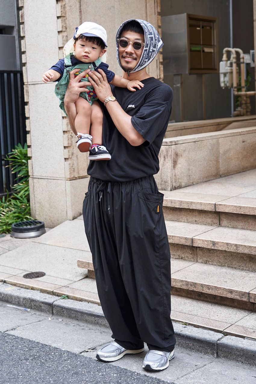 NBに合わせるボトムスはやっぱり“ワイド”がいい！人気モデル愛用者の履きこなしをチェック - 5枚目の画像