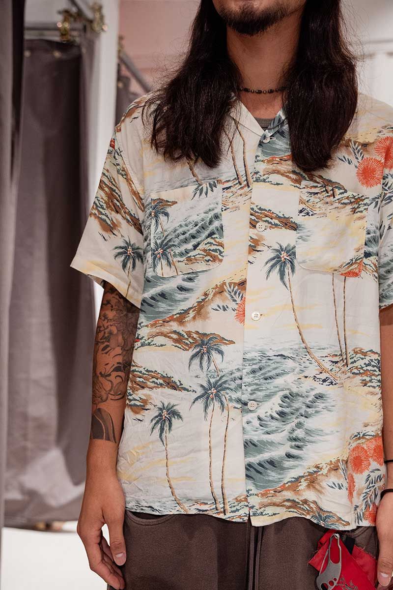 オアスロウのTシャツコーディネート | 250812-1410-55 竹中千満 3枚目の写真