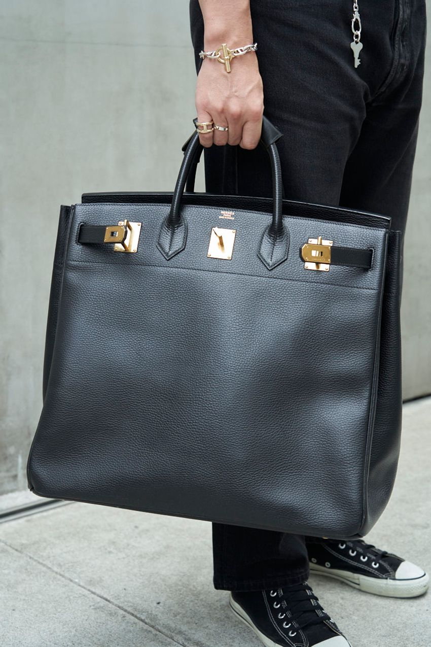 秋を先取りするならリーバイスの“ブラック”で！デニム上手3人のコーデ好例をスナップで - 3枚目の画像